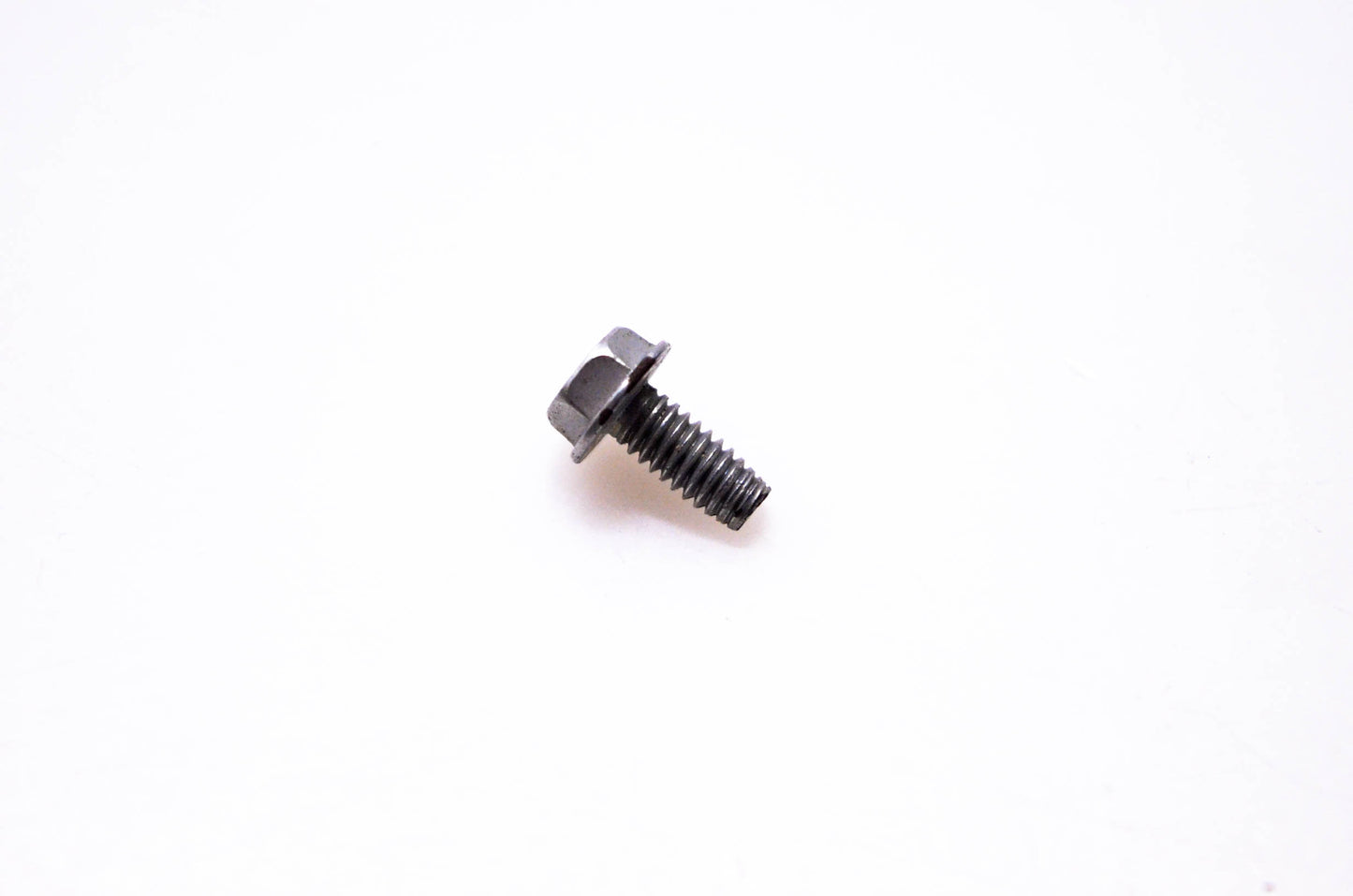 New OEM Briggs & Stratton 93705 Screw NOS