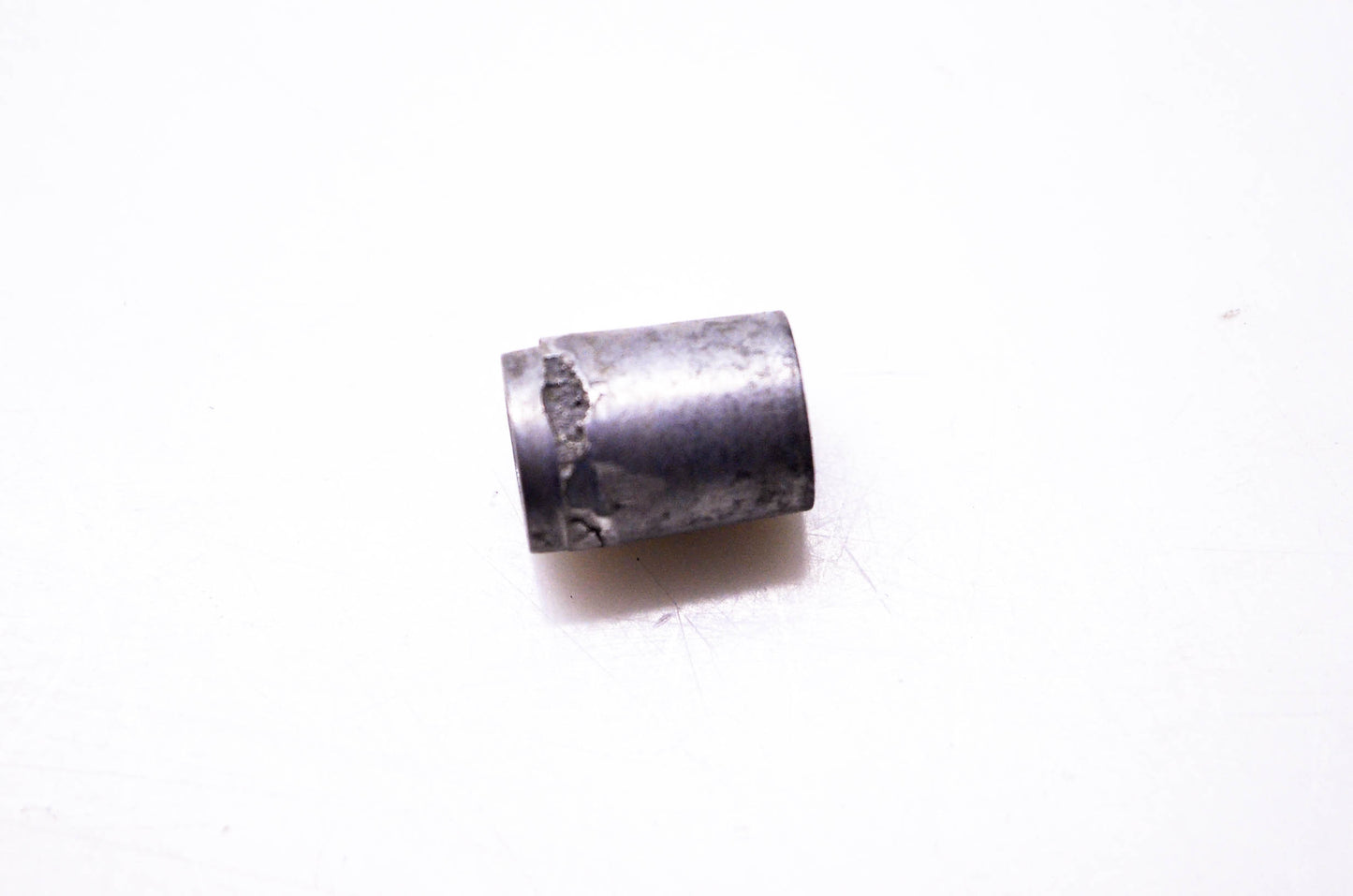 New OEM Briggs & Stratton 211740 Fuel Tank Spacer NOS