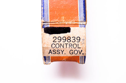 New OEM Briggs & Stratton 299839 Governor Control Assembly NOS