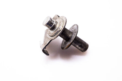 OEM Briggs & Stratton 490866 Shaft