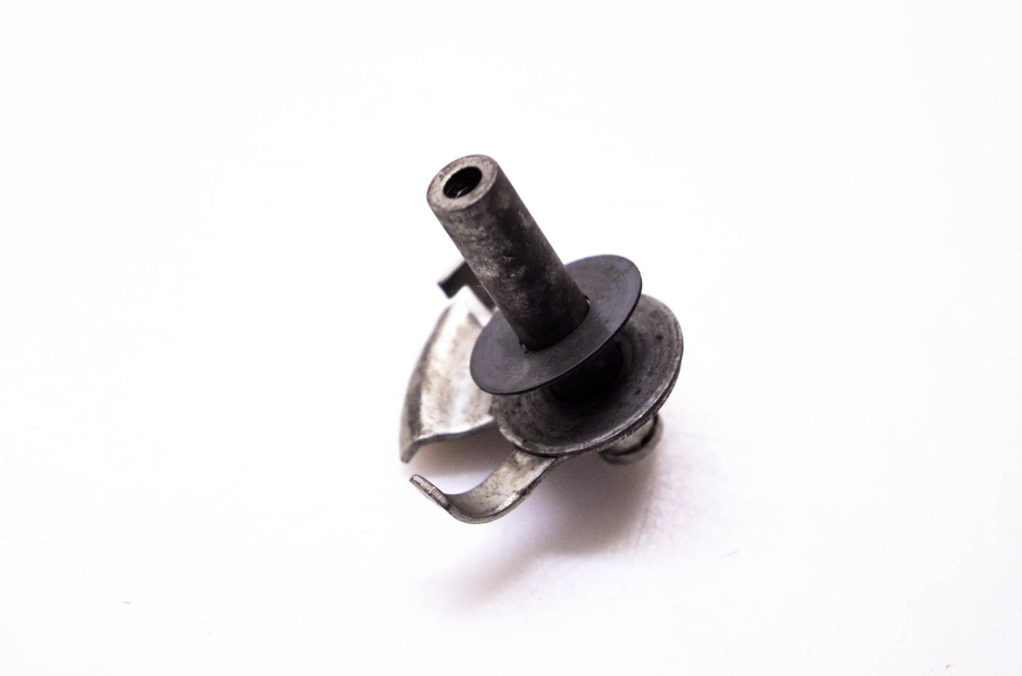 OEM Briggs & Stratton 490866 Shaft