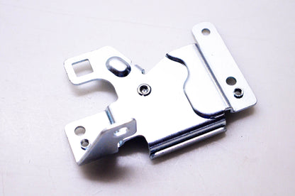 New OEM Briggs & Stratton 494587 Control Bracket NOS