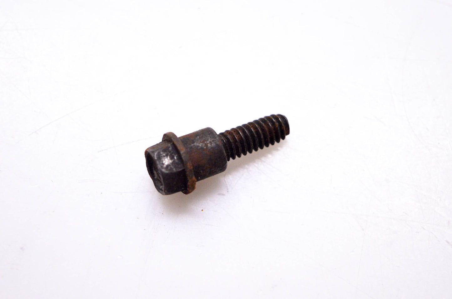 New OEM Tecumseh 590480 Screw NOS
