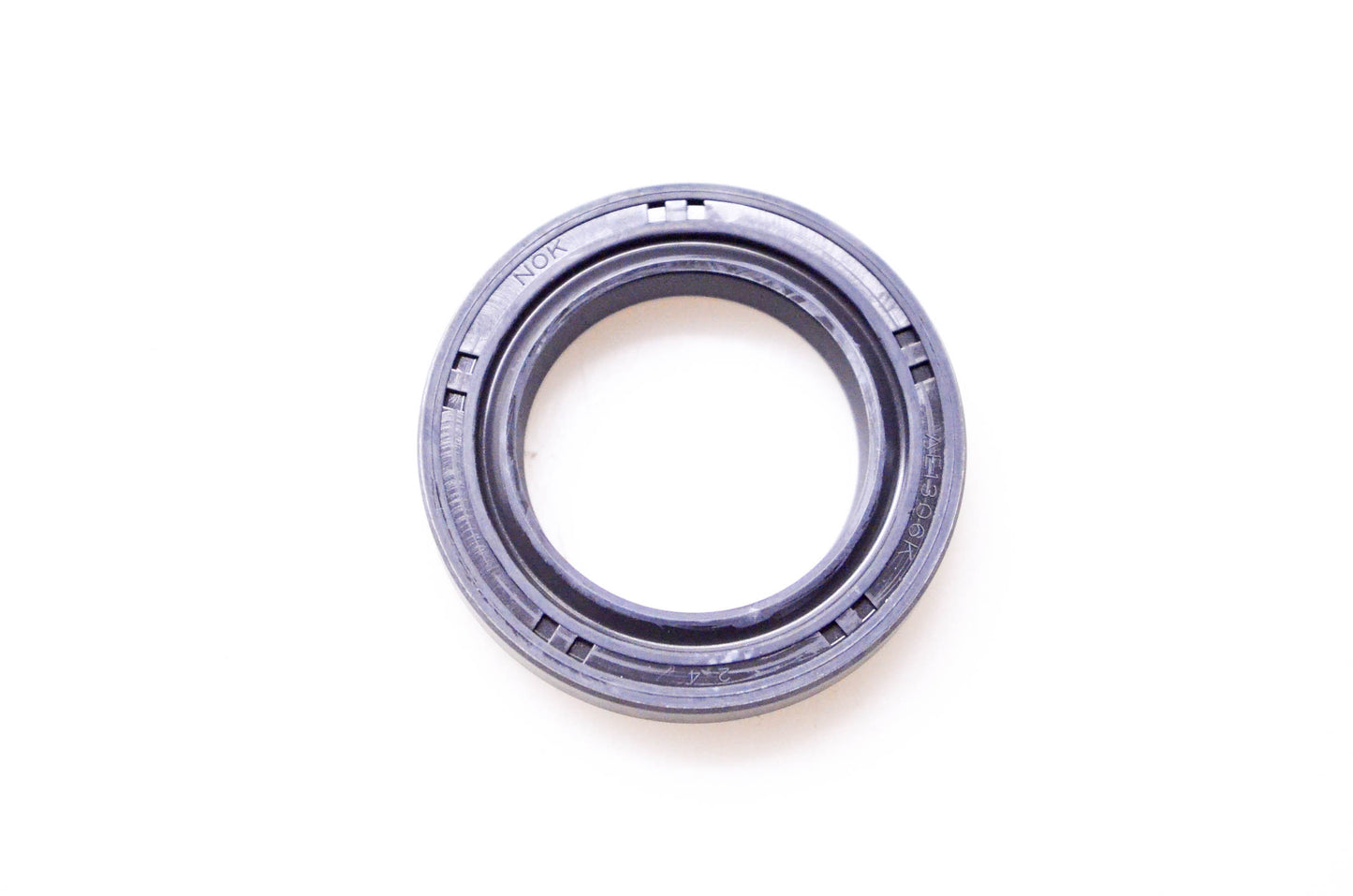 New OEM John Deere CH14765 Seal NOS