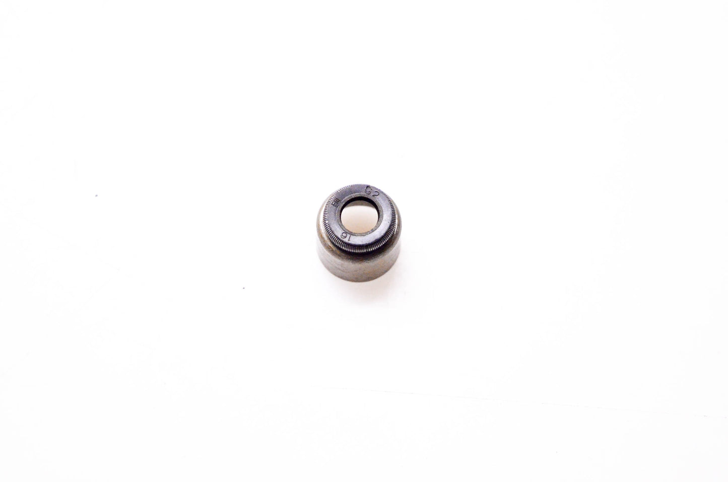 New OEM John Deere LG690968 Seal NOS