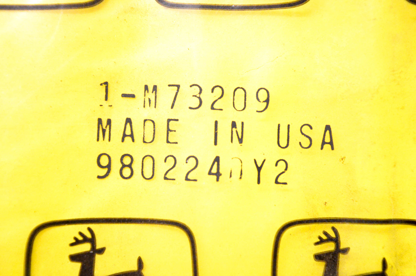 New OEM John Deere M73209 Label NOS