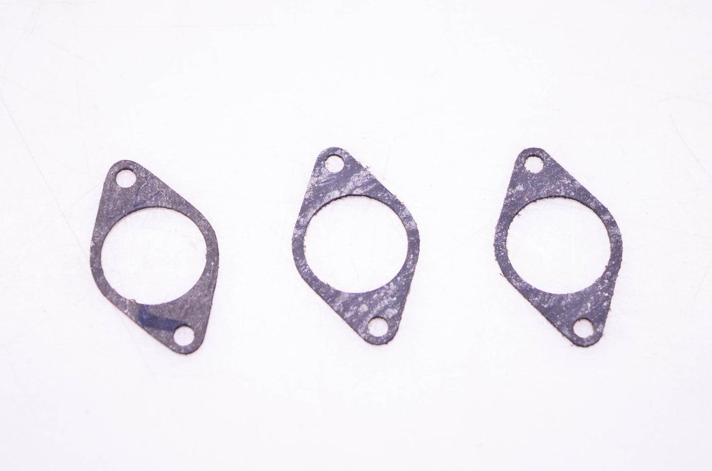 New OEM Briggs & Stratton 270070 Gaskets Qty 3 NOS