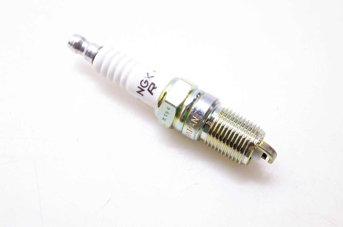 NGK TR 5, 2238, TR5 V-Power Spark Plug NOS