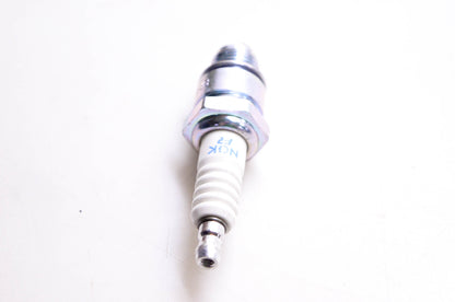 NGK BR6HS, 3922 Spark Plug NOS