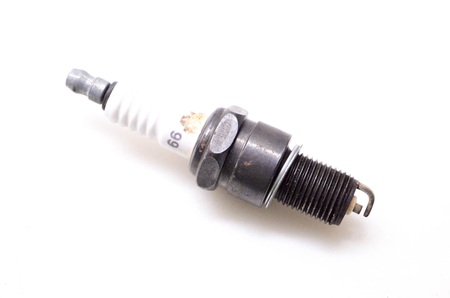 NGK BPR2ES, 2015 Spark Plug NOS