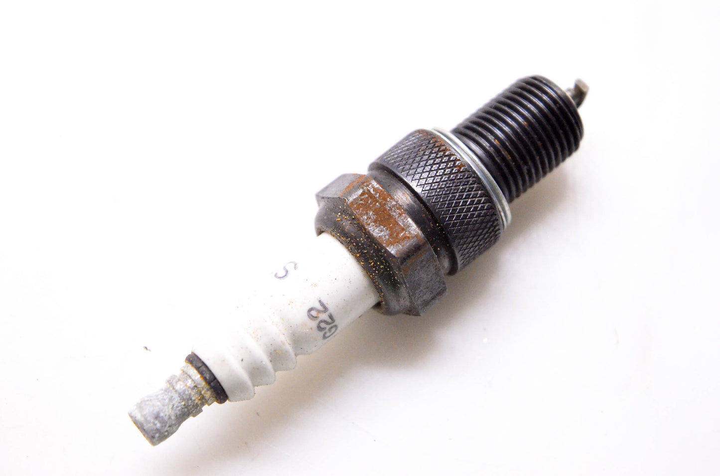 Shell S4 G22 Spark Plug NOS