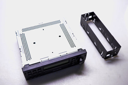 Delphi Delco 21003880 Radio NOS