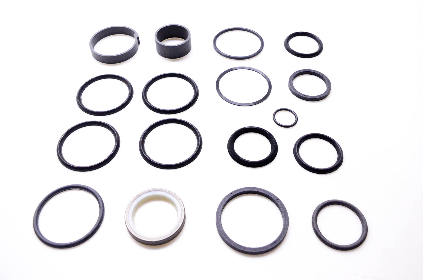 New OEM John Deere JD-RE18747 Seal Kit NOS