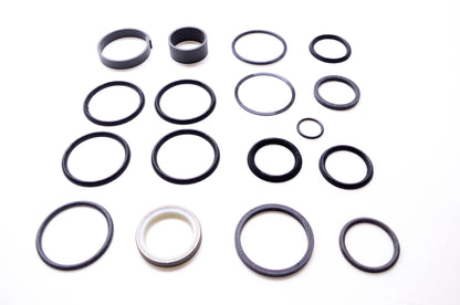 New OEM John Deere JD-RE18747 Seal Kit NOS