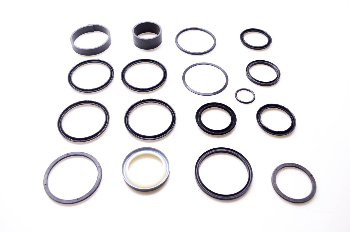 New OEM John Deere JD-RE18747 Seal Kit NOS