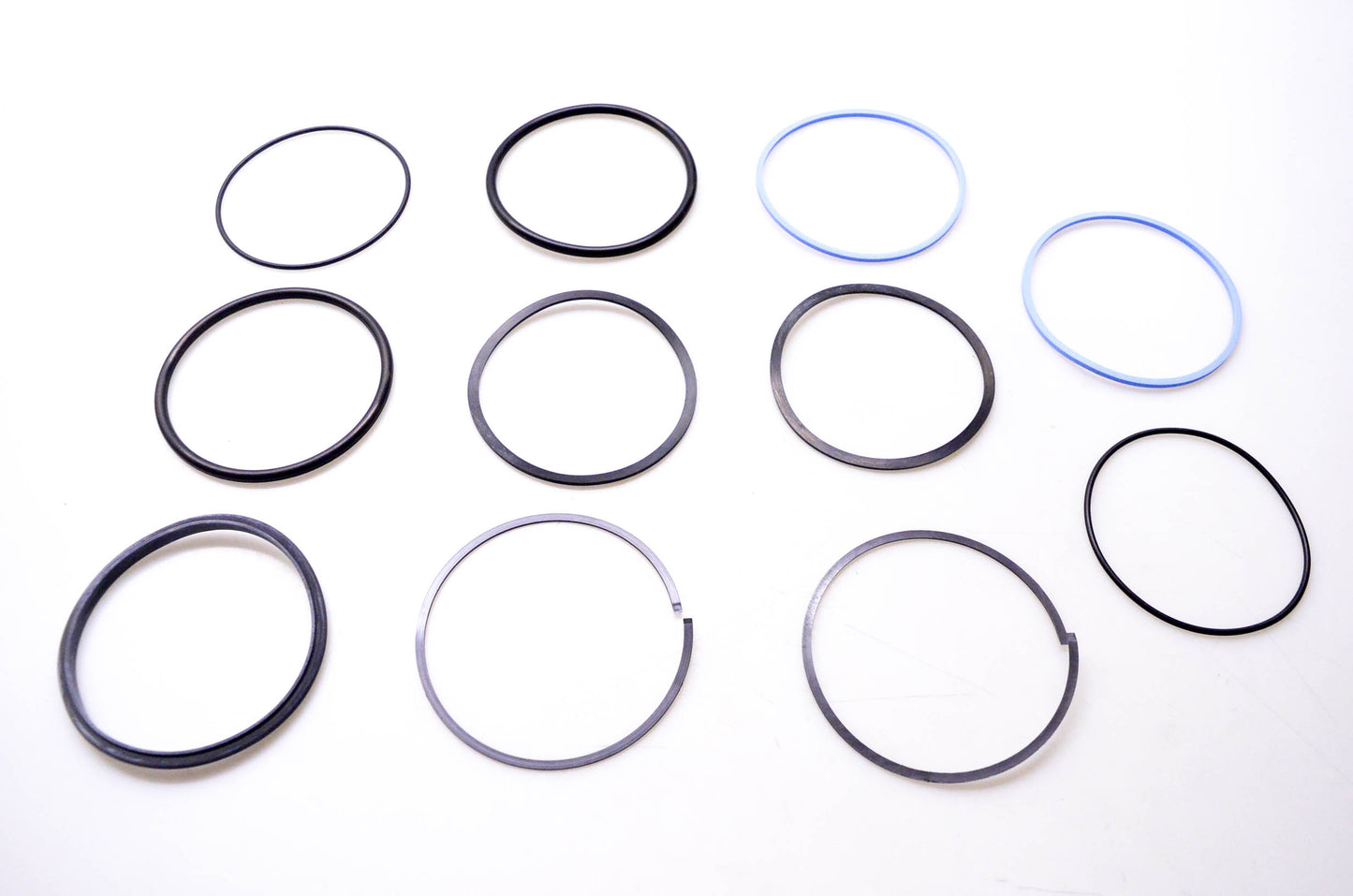 New OEM John Deere AT161527 Seal Kit NOS