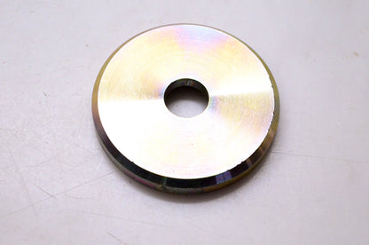 New OEM John Deere T25892 Round Retainer NOS