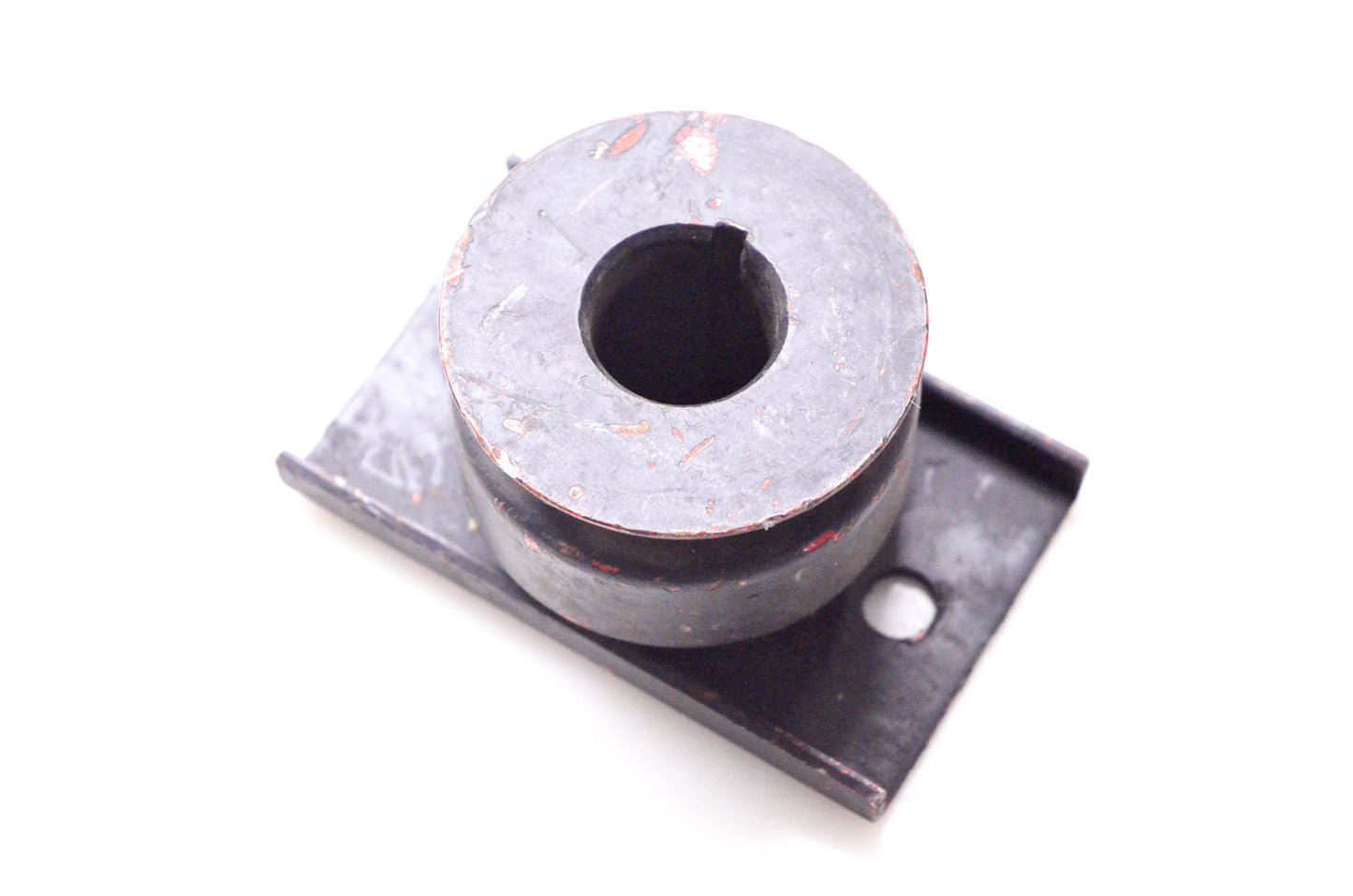 OEM John Deere M46077 Retainer