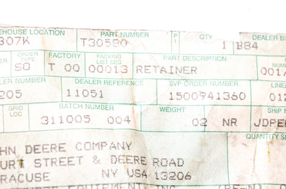 New OEM John Deere T30580 Retainer NOS