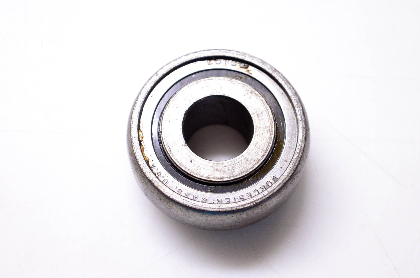 New OEM John Deere AM39434 Flanged Housing NOS