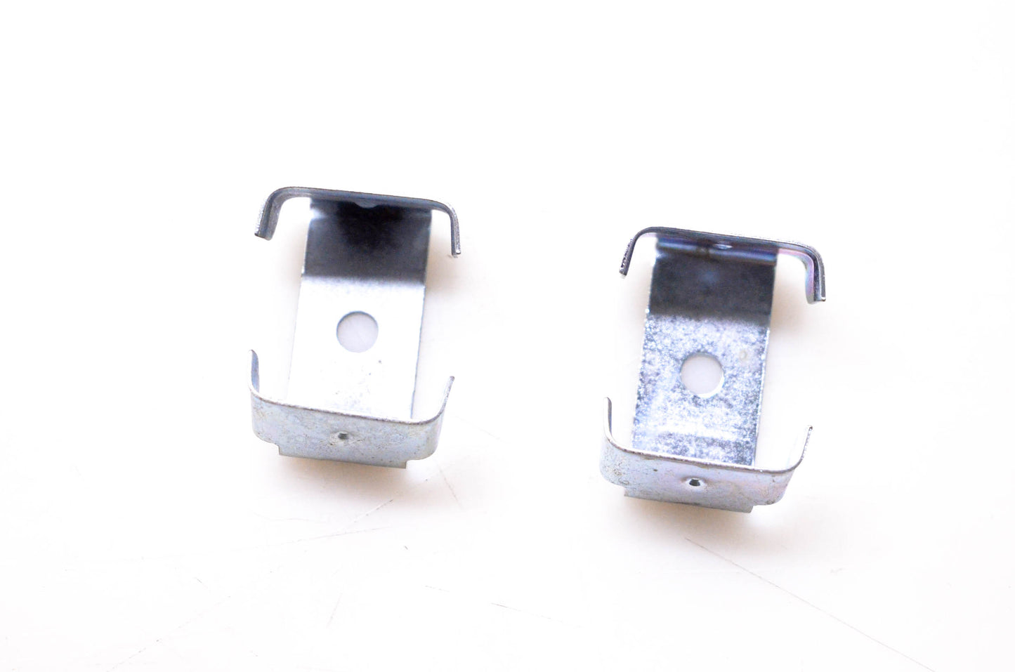 New OEM Harley-Davidson 9952 Clips Qty 2 NOS