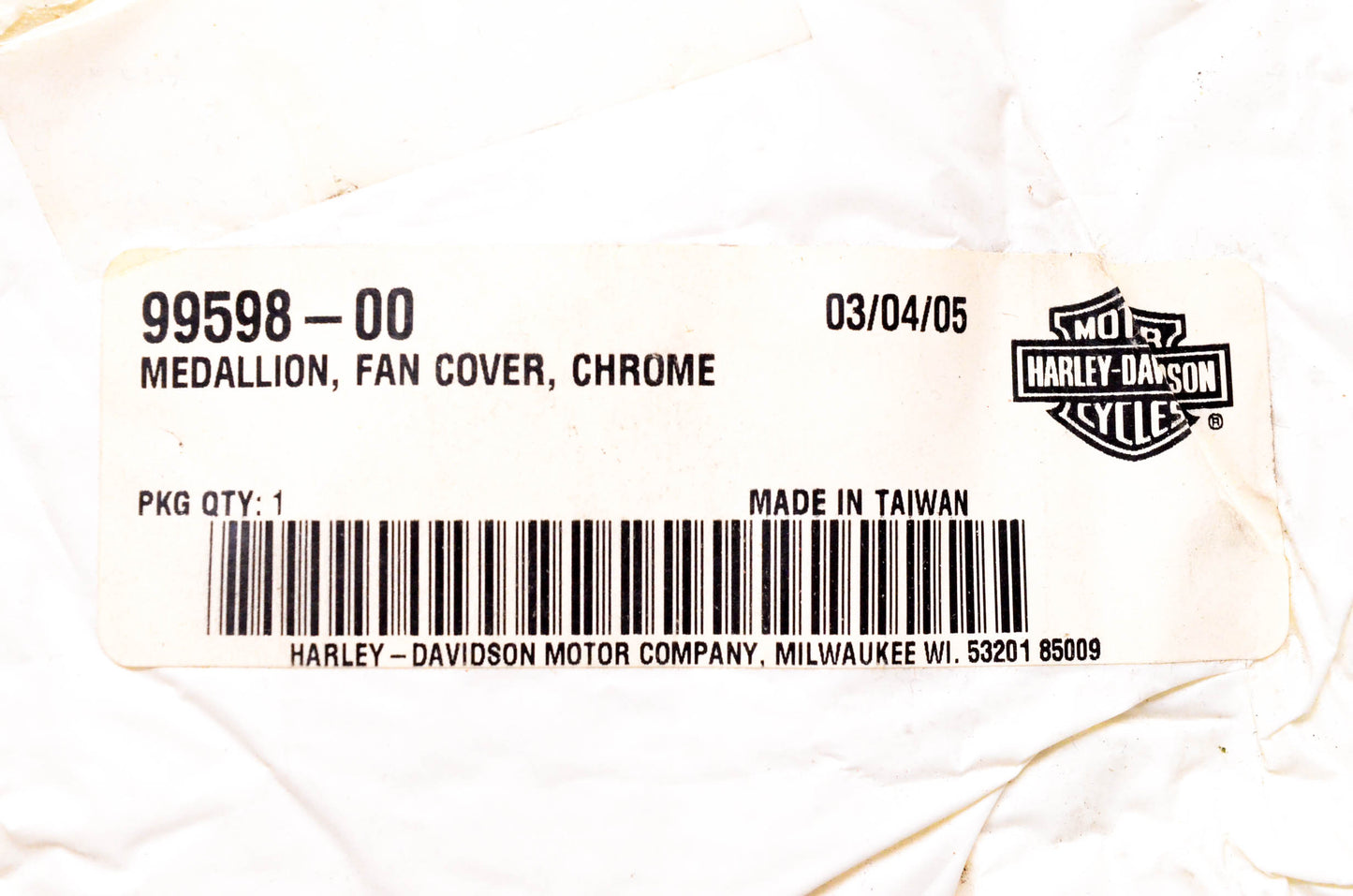 New OEM Harley-Davidson 99598-00 Chrome Fan Cover Medallion NOS