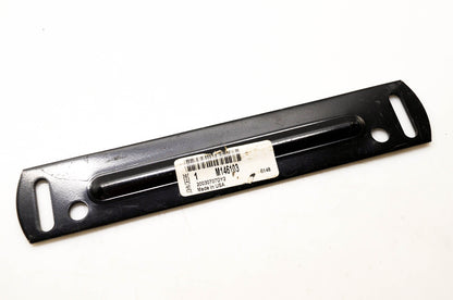 New OEM John Deere M146103, 20030707DY2 Bracket NOS