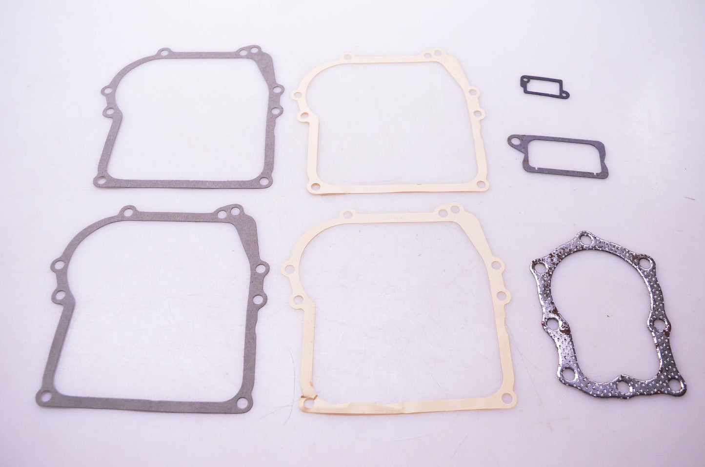 New OEM Briggs & Stratton 391662 Gasket Kit NOS