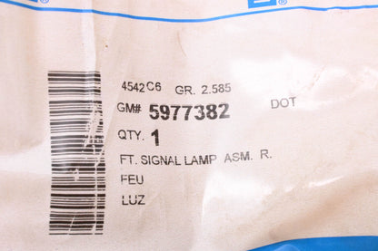 General Motors 5977382 Front Turn Signal Lamp Assembly NOS