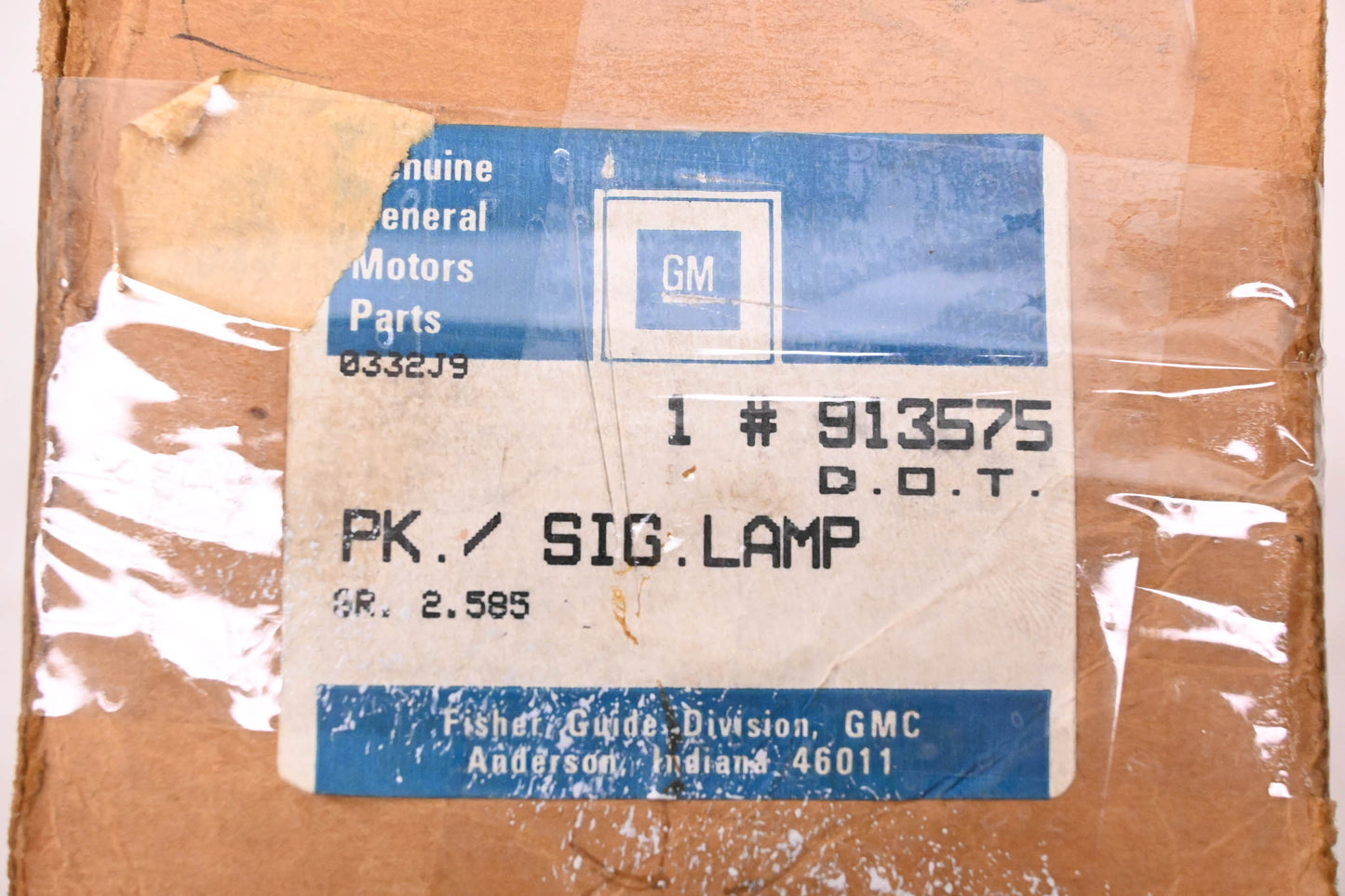 General Motors 913575 Front Indicator Signal Lamp Assembly NOS
