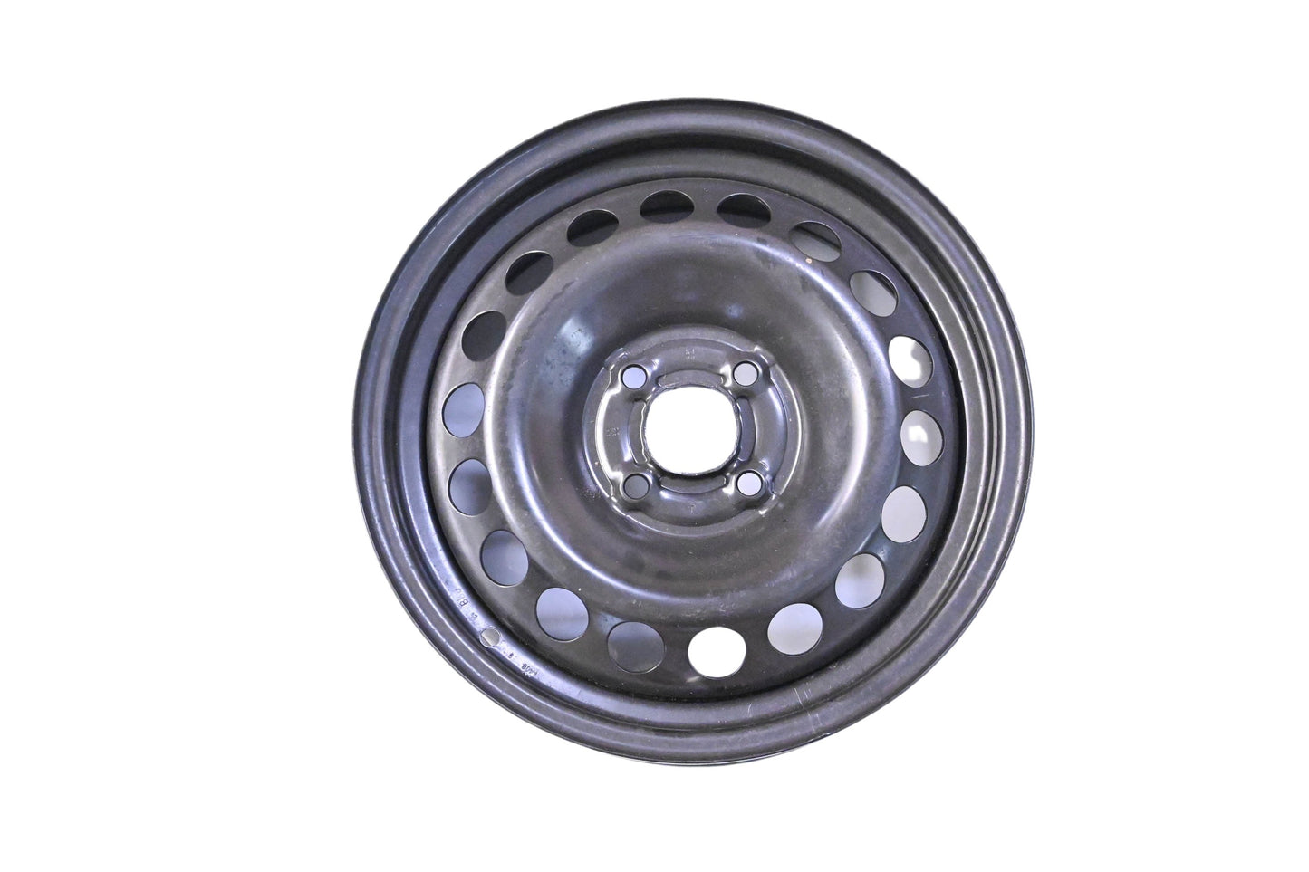General Motors 9595086 15" Black Steel Wheel Rim NOS