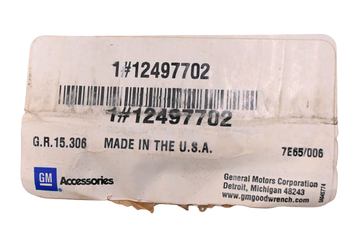 General Motors 12497702 Grey Rear Floor Mat Carpet Kit NOS