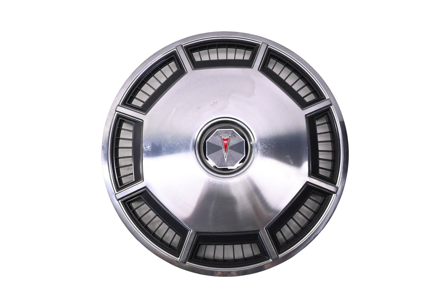 General Motors 10023944 14" Wheel Cover NOS