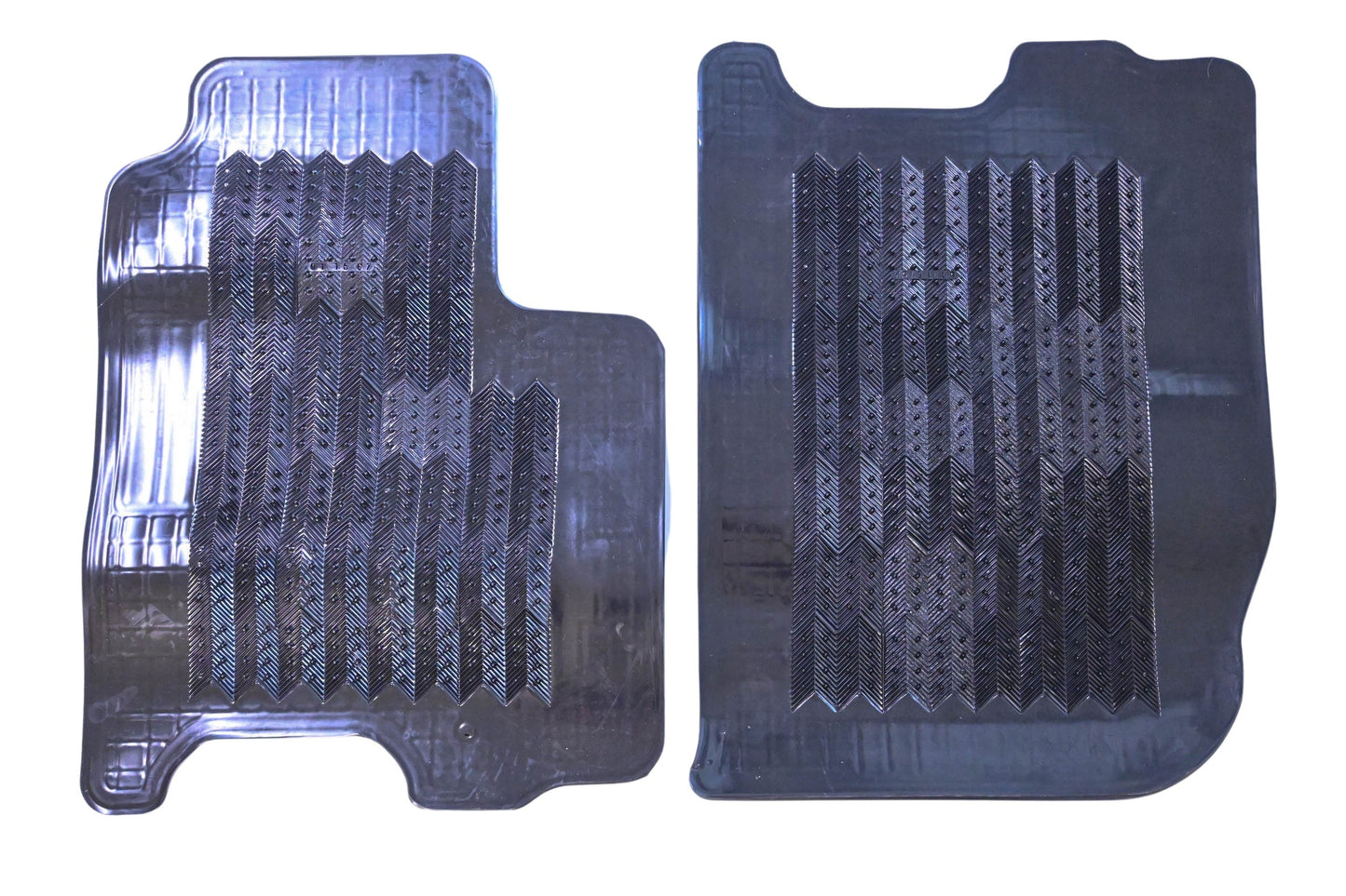 General Motors 89021841 Rubber Floor Mat Kit NOS