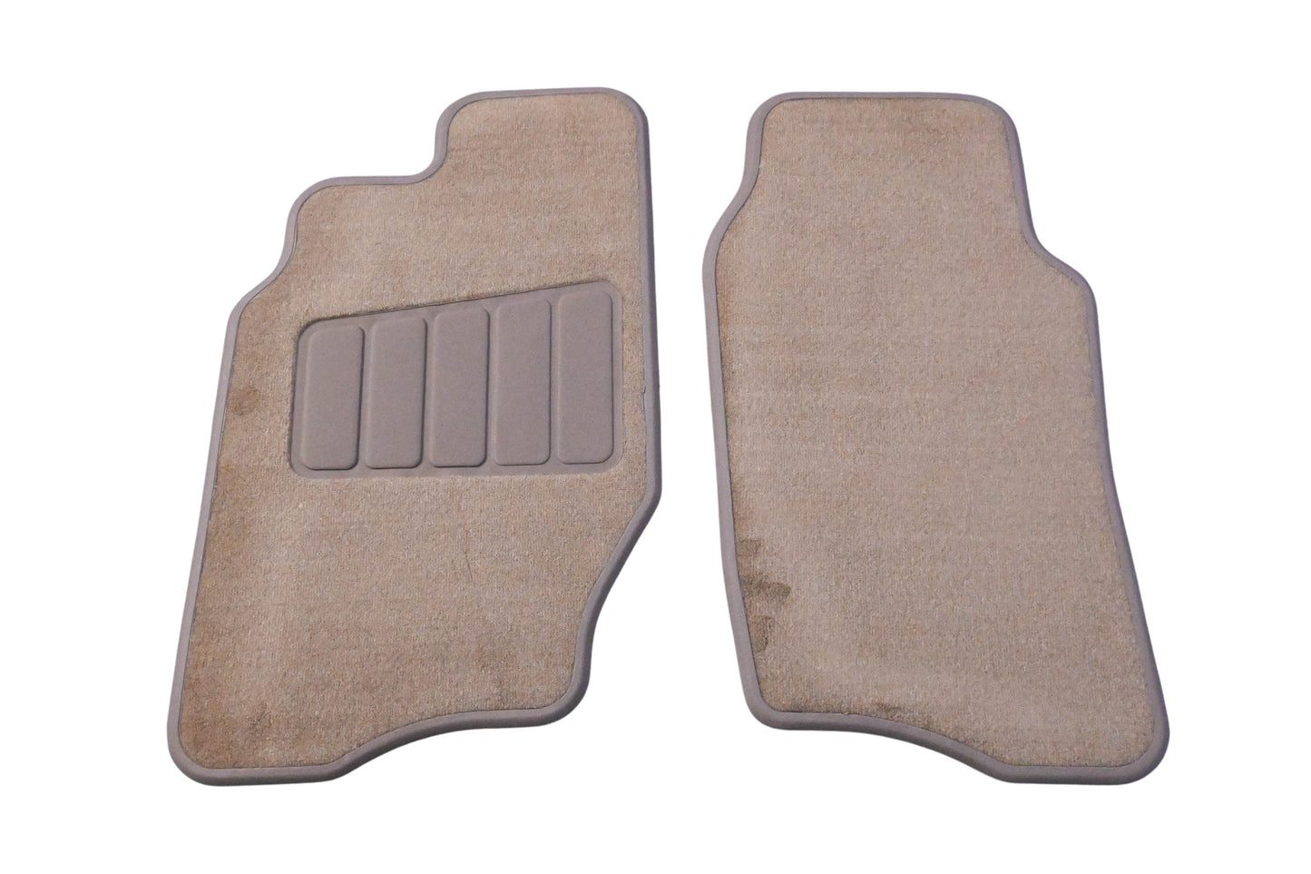 General Motors 12497856 Front Carpet Mat Kit NOS