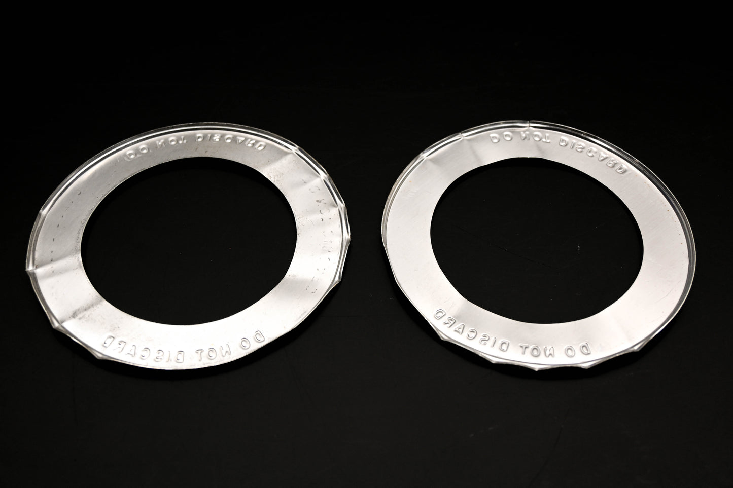 Mack 232GB111A Cap Covers Qty 2 NOS