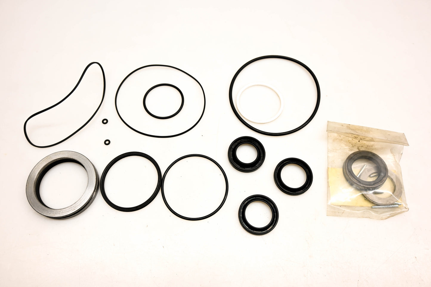 Mack 8148-5518161 Gasket & Seal NOS