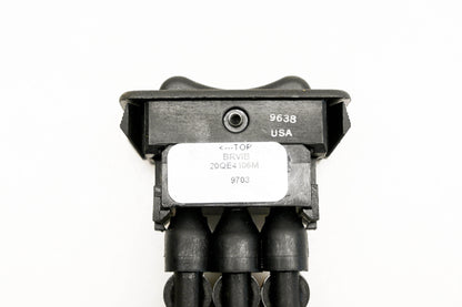 Mack 20QE4106M Switch NOS