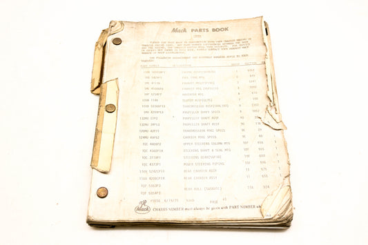 Mack AY018-18 1975 ESI6 ENDT676 DM686 Parts List Manual