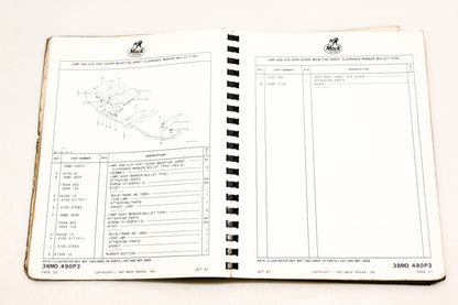Mack DP036-11 1987 U600 Collision Repair Book
