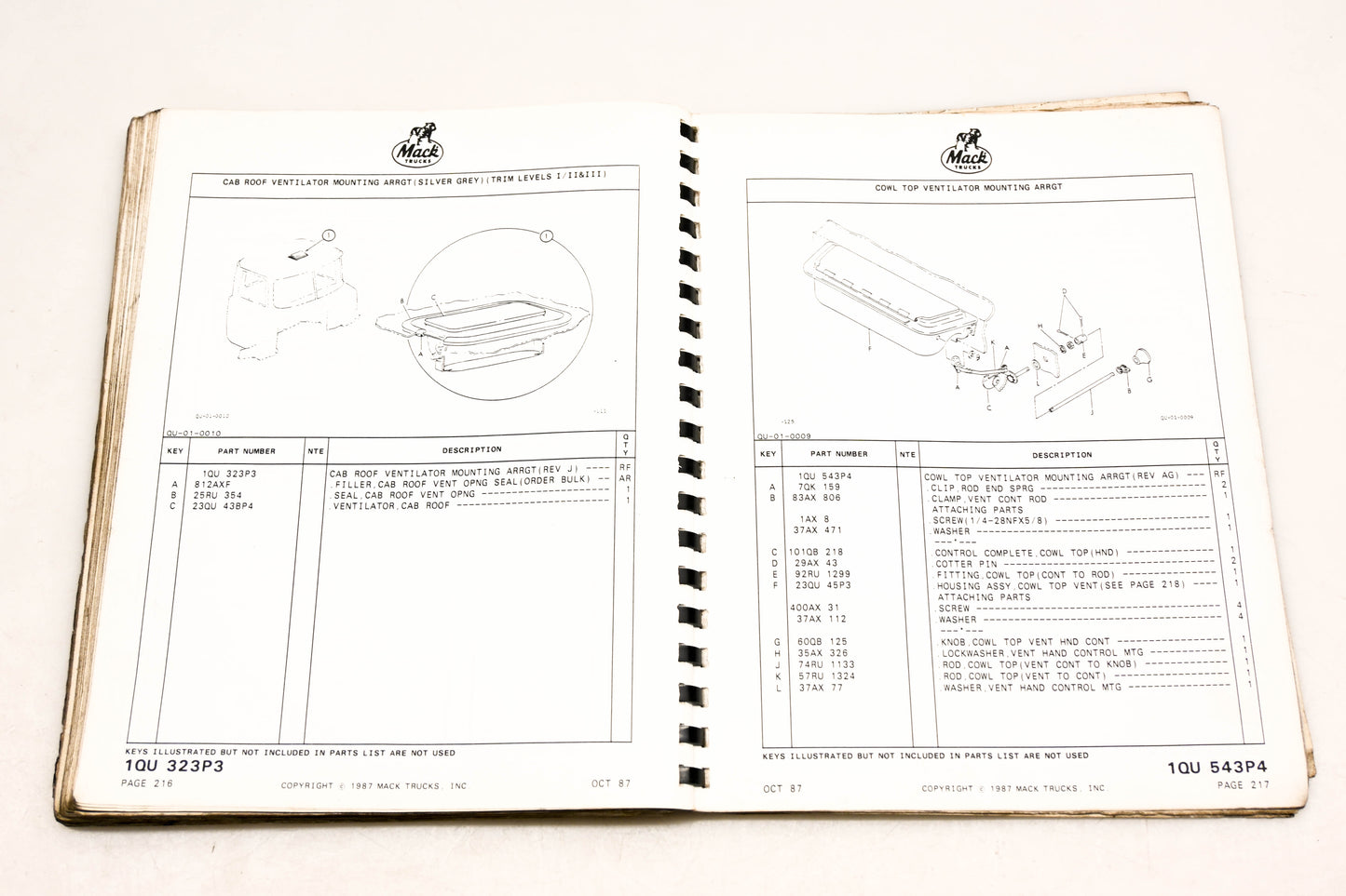 Mack DP036-11 1987 U600 Collision Repair Book