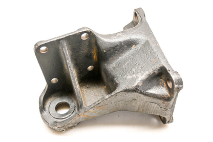 Mack 77QS2174P6, 77QS494 Bracket NOS
