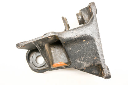 Mack 77QS2174P6, 77QS494 Bracket NOS