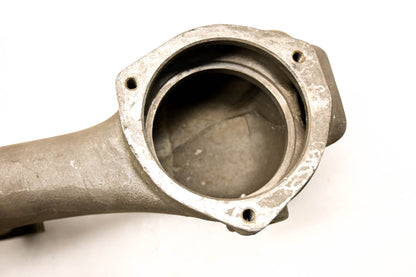 Mack 107GC476 Manifold NOS