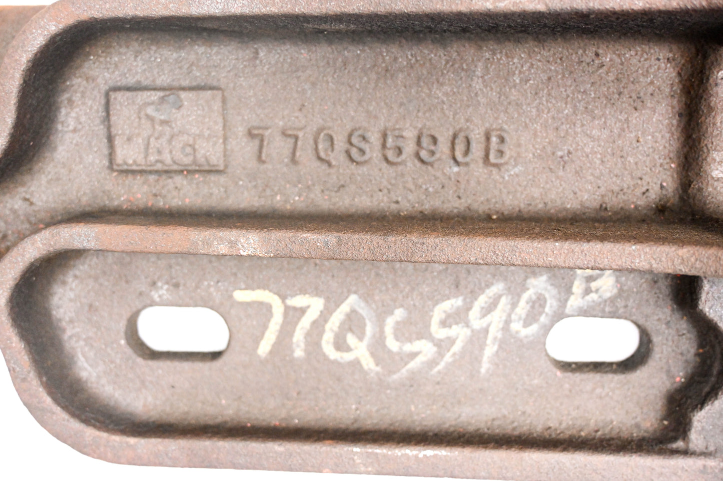 Mack 77QS590B Bracket NOS