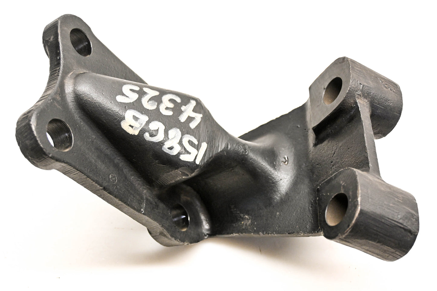 Mack 158GB4325 Righthand Bracket NOS