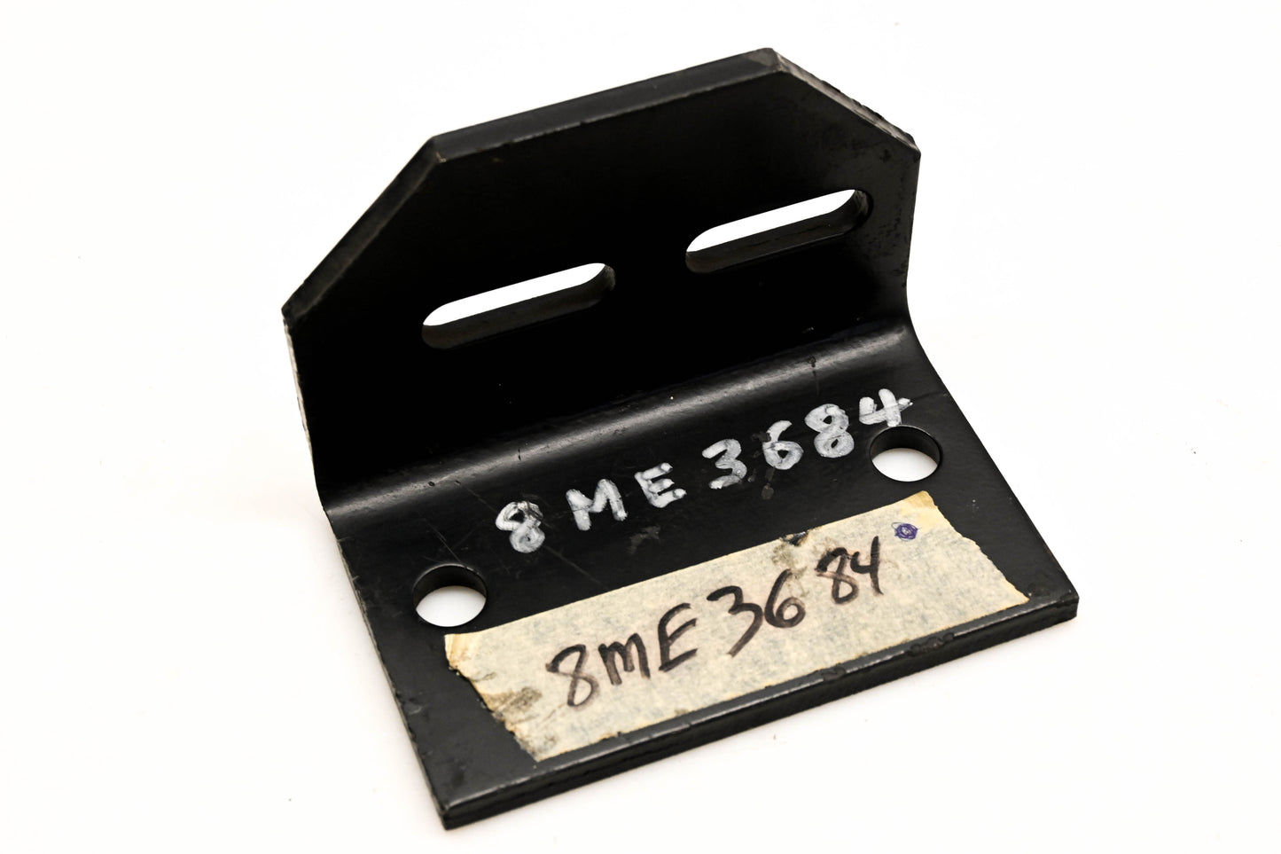 Mack 8ME3684 Muffler Bracket NOS