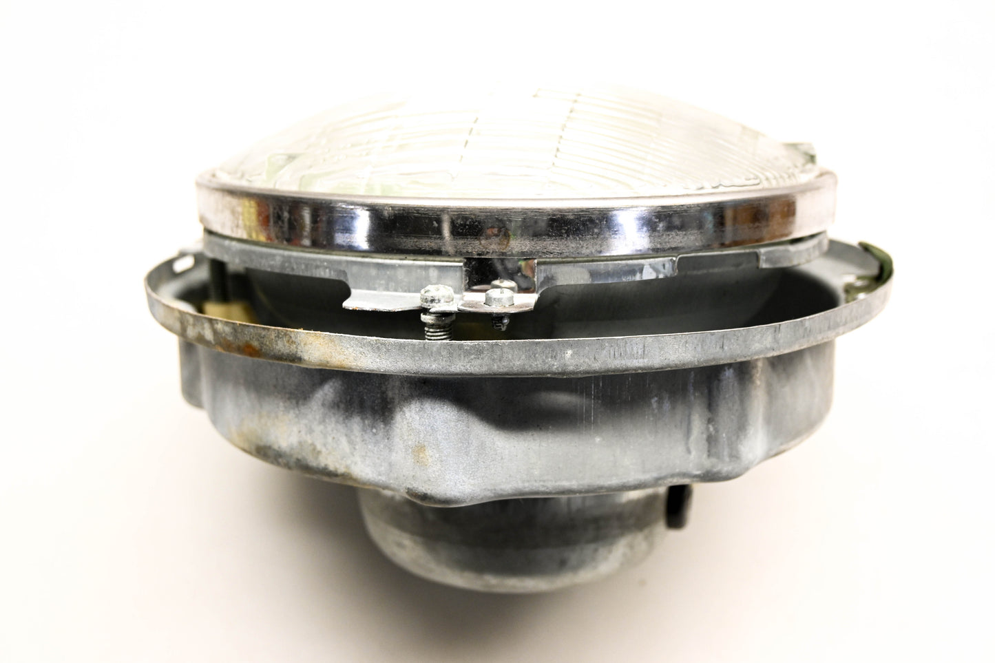 Mack 2MO433R, 81540, 499-102148B Headlight NOS