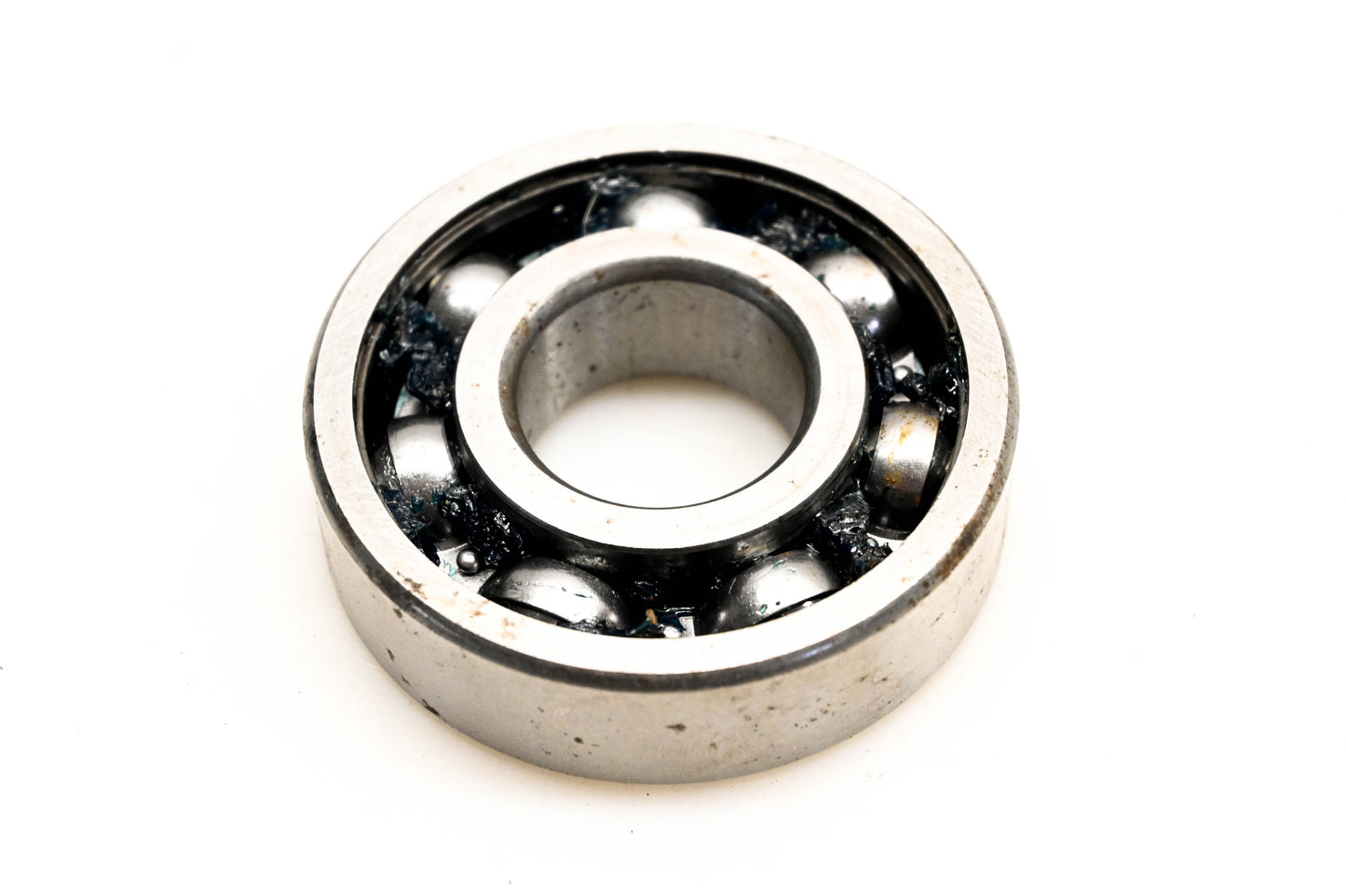 Enduro 6305ZC3 Ball Bearing NOS
