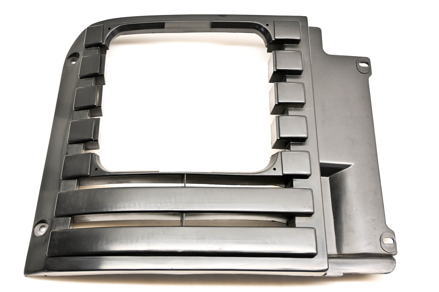 Renault 5000417691, 4103-5000417691 Grill Cover for Mack NOS